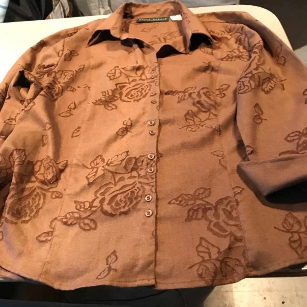 XL Harve Bernard Flowered Blouse